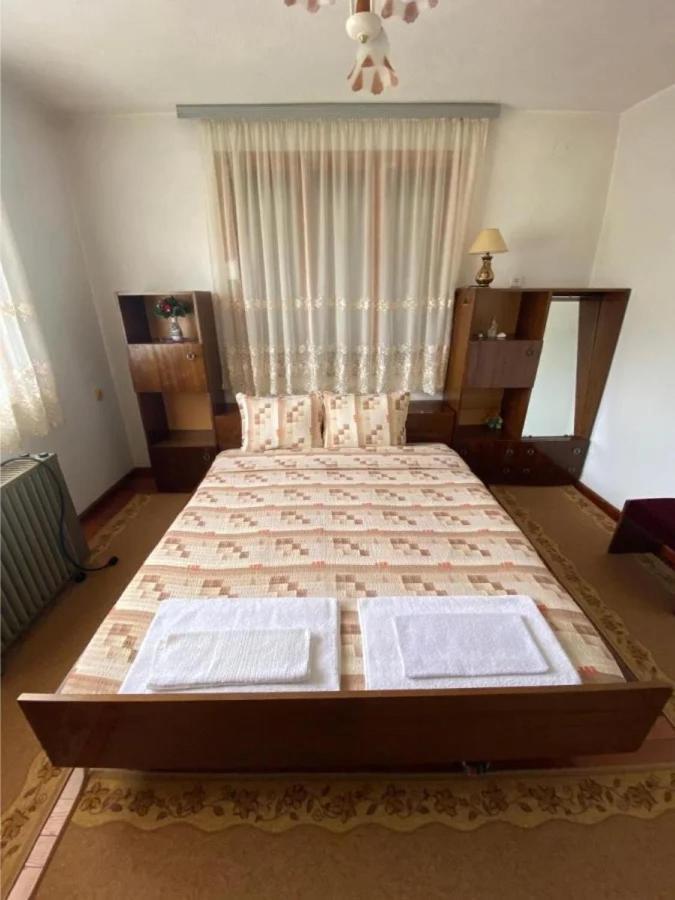 Къща За Гости "Домът На Краси" Jagodina Exteriér fotografie